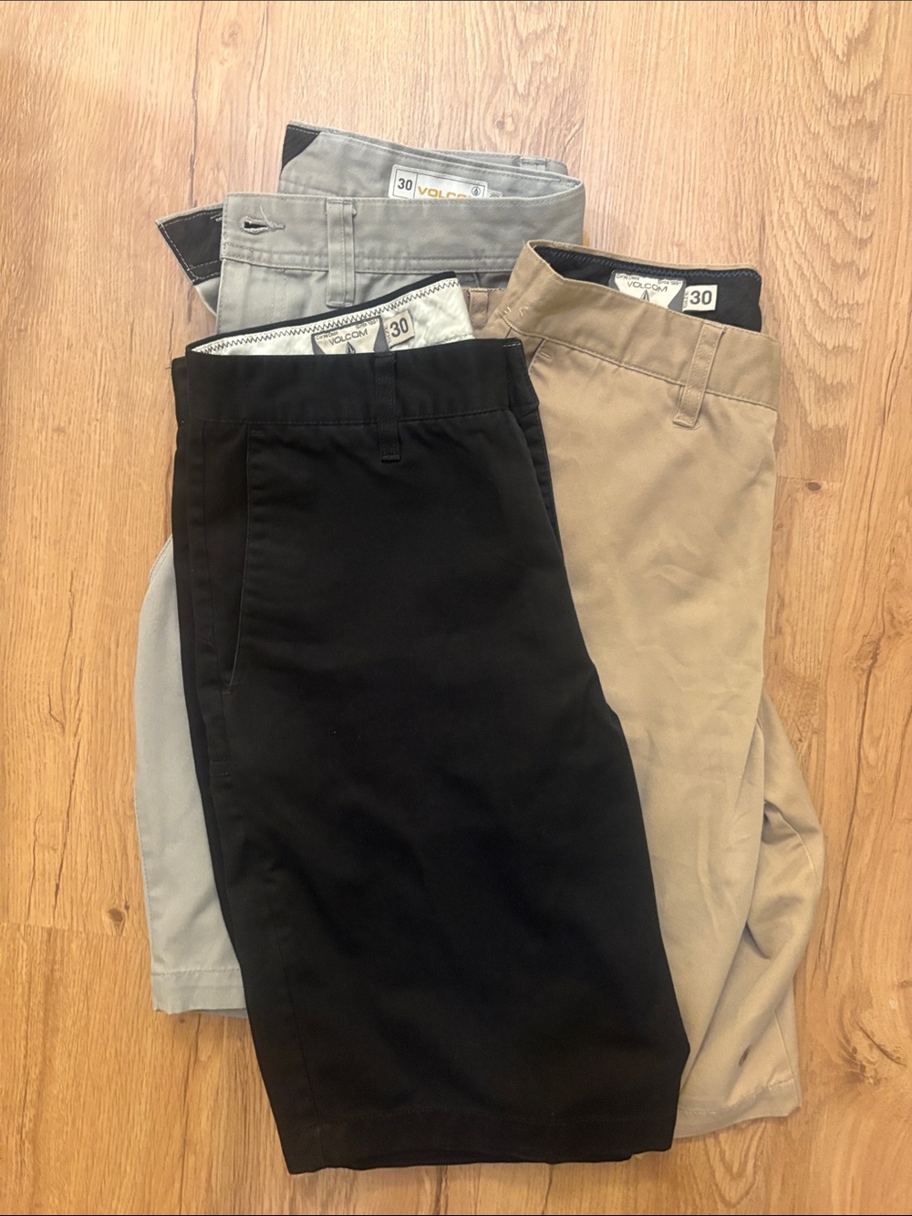 Volcom Men’s Chino Shorts TRIO - Black, Khaki, Light Gray (size 30)